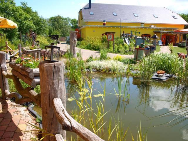 Landhotel Zum Honigdieb Ribnitz-Damgarten Kültér fotó